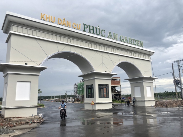 Xây dựng tuyến cáp quang phục vụ các chung cư thuộc khu dân cư Phúc An, huyện Đức Hòa - Viễn thông Long An - năm 2019