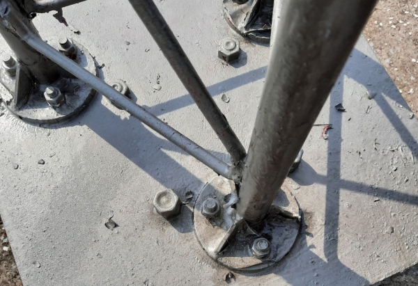 Gia cố trụ anten dây co mặt đất & mái nhà - Dự án: Mega Vietnamobile Project 