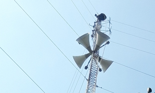 Di dời cột phát sóng cao 45m - Đài truyền thanh huyện Tân Thạnh, Long An