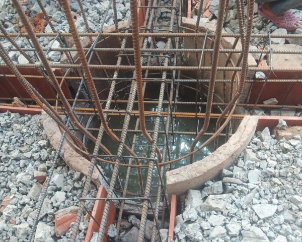 Thay thế anten dây co trạm Q09038M