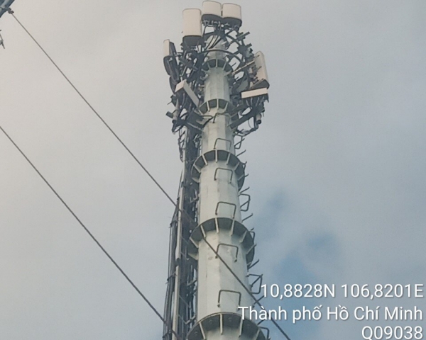 Thay thế anten dây co trạm Q09038M