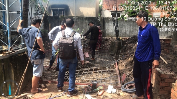 Thay thế anten dây co trạm Q09059M