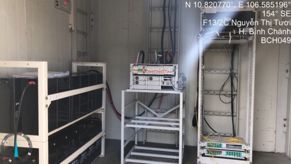 Thay thế anten dây co trạm BCH049M