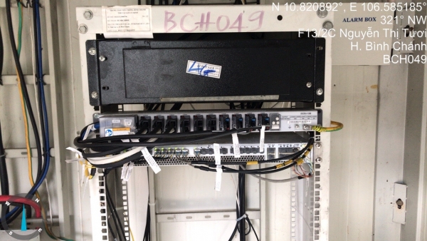 Thay thế anten dây co trạm BCH049M