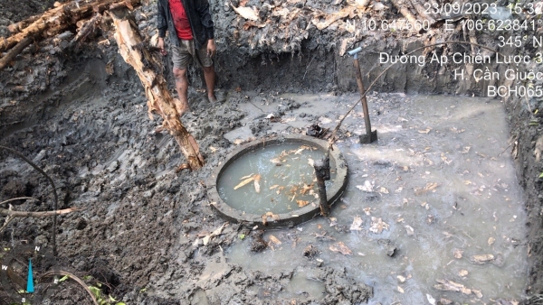 Thay thế anten dây co trạm BCH065M