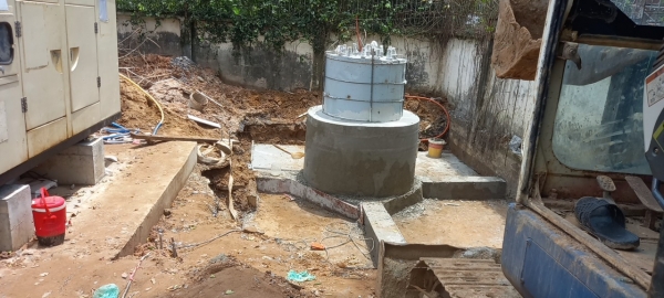 Thay thế anten dây co trạm Q09039M