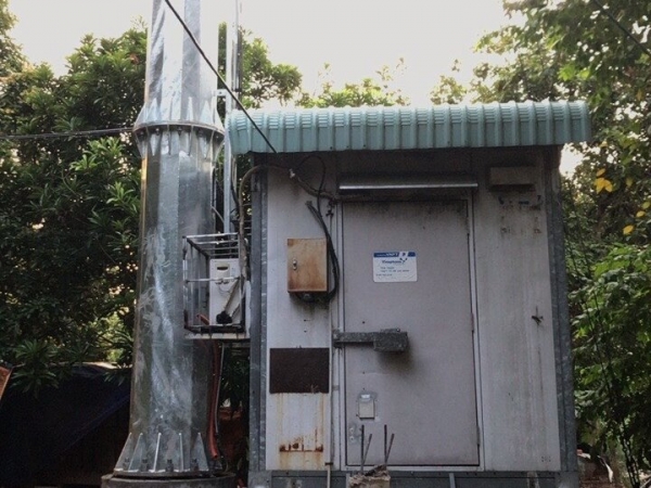 Thay thế anten dây co trạm CCH102M